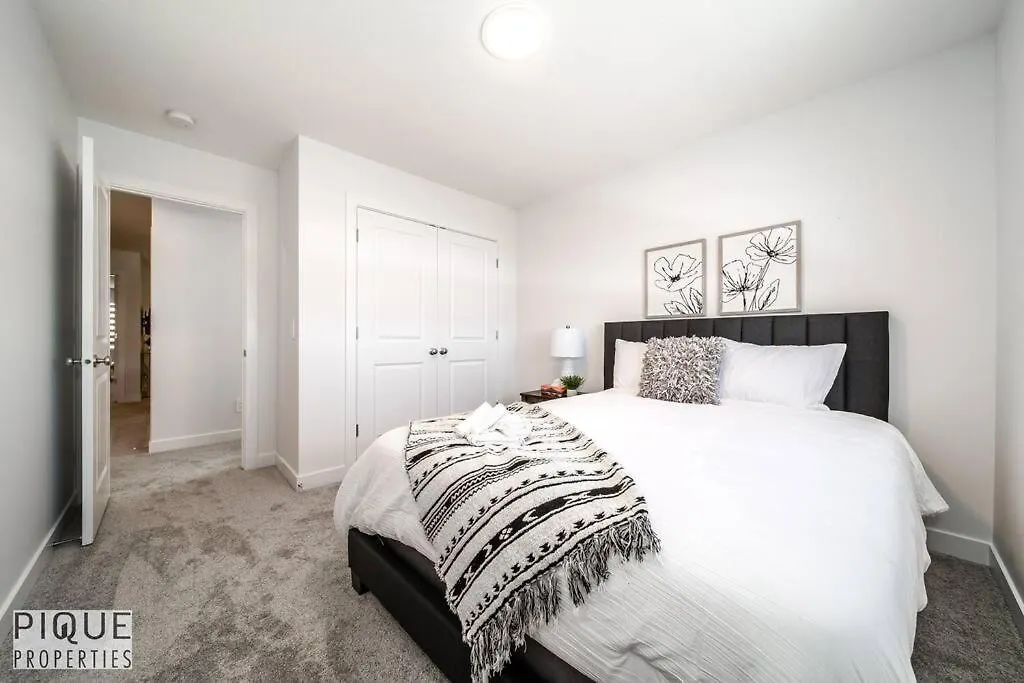 *New*Chic Modern Home*King Bed*Foosball*Sleeps 8! Edmonton 0*,  Canada
